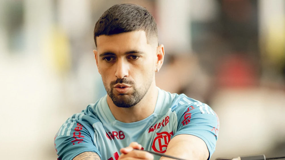 Logo após saída de Gerson, Flamengo também confirma que Arrascaeta está de mudança