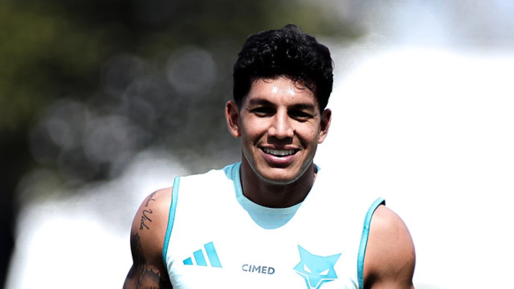 Lucas Romero assume papel de líder e indica nome do próximo reforço do Cruzeiro