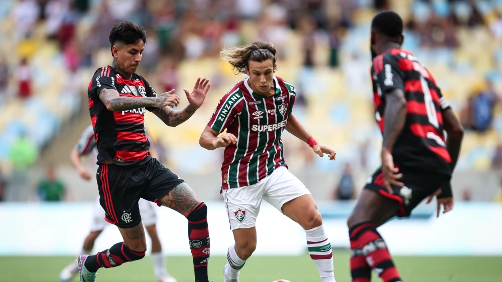 Xodó do Fluminense traiu o Tricolor e assinou com o Flamengo