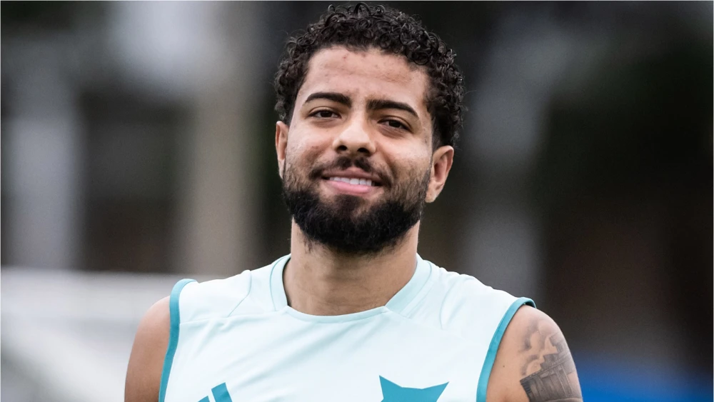 Mesmo lesionado, João Marcelo fecha ciclo no Cruzeiro e se despede em junho