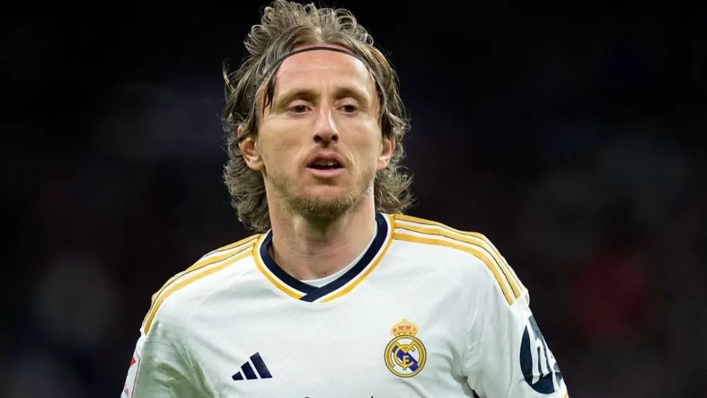 Modric já desembarcou no Brasil para apresentação em São Paulo