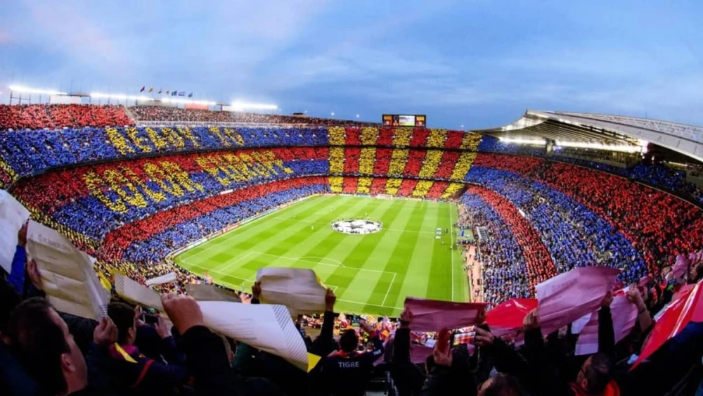 Atacante do Barcelona gera influência e treinador se demite da Seleção
