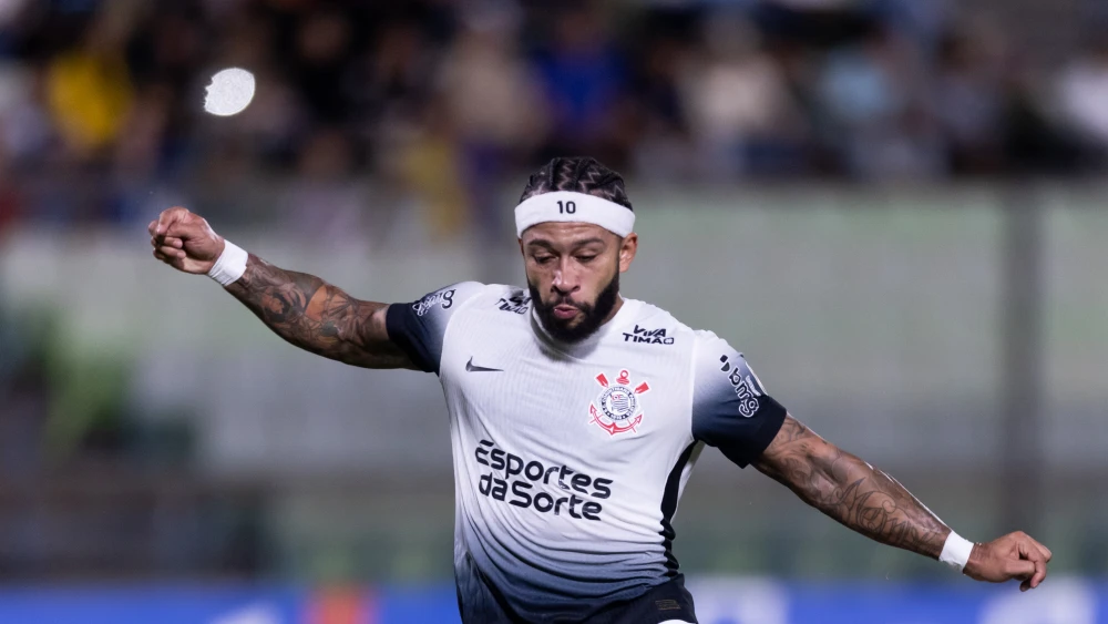Memphis surpreendeu todo mundo e pediu para jogar no Flamengo