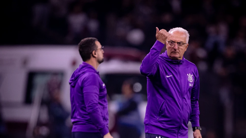 Corinthians toma decisão drástica e encerra futebol no clube