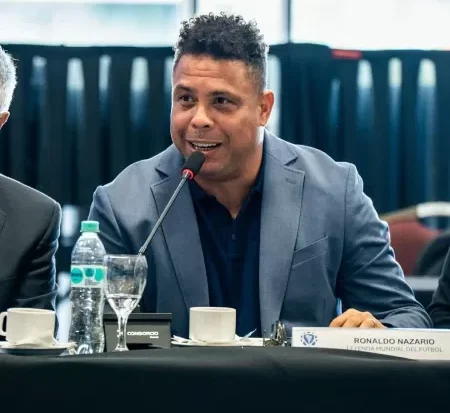Ronaldo só falou em comprar o Corinthians e contrato de R$ 1,3 bilhão já foi assinado