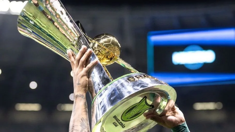 Camisa 10 campeão da Copa do Brasil com o Cruzeiro assina com time da Série B