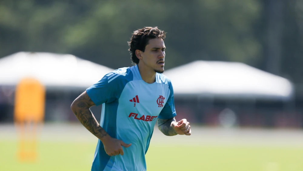 Filipe Luís decide por conta própria e Pedro já foi afastado do Flamengo