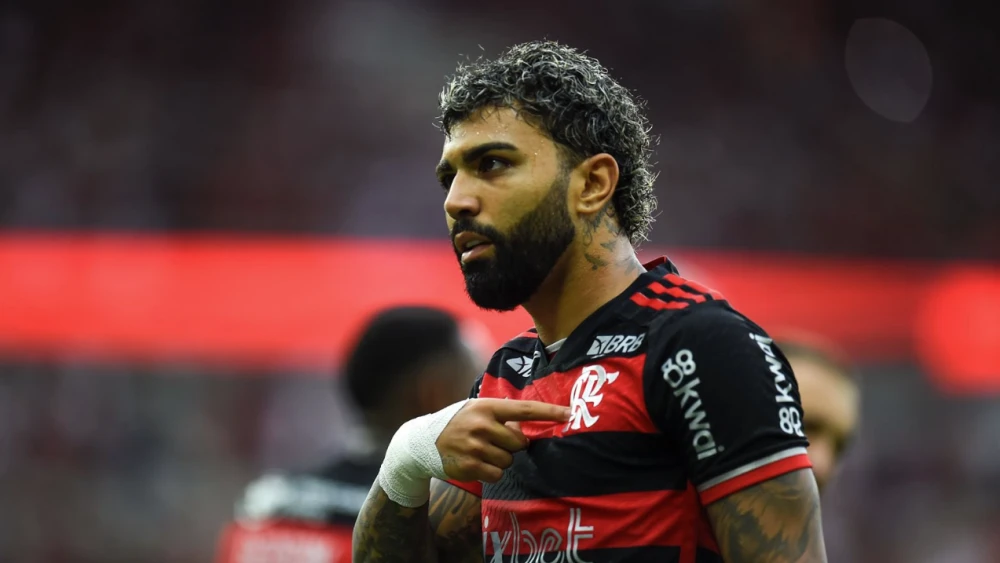 Com saída de Pedro confirmada, Flamengo pode contratar Gabigol de volta