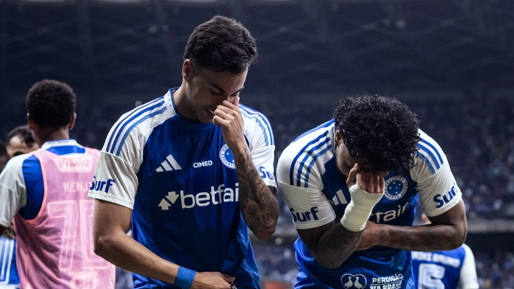 Cruzeiro resolveu a carteira e buscou artilheiro top 10 do Brasil