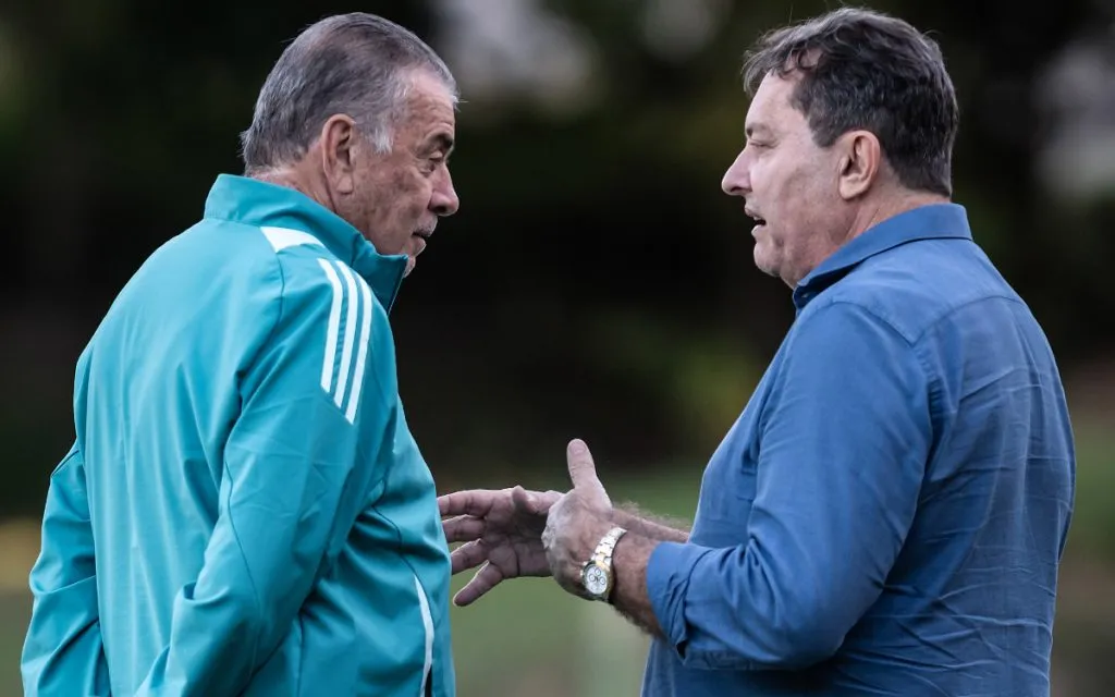Pedrinho faz questão e torcida do Cruzeiro comemora com antecedência novos xodós
