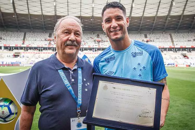 Afundou o Cruzeiro e agora está com sérios problemas na Justiça