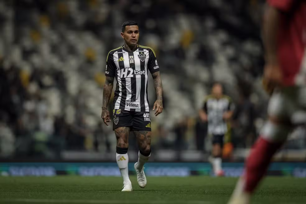 Dudu sofre golpe na carreira e é impedido de jogar pelo Atlético-MG