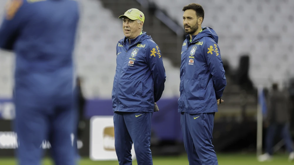 Ancelotti perde quatro jogadores e Cruzeiro pode aproveitar oportunidade