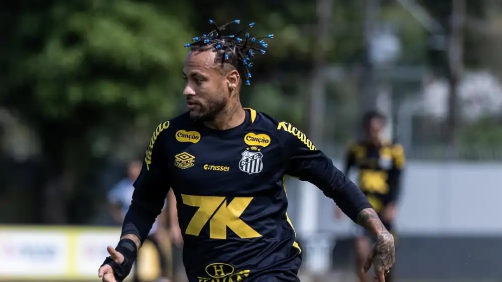 Com três gols de Neymar, Santos venceu o Cruzeiro em BH