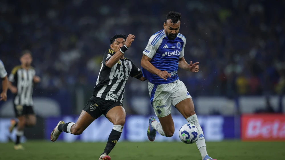 Atlético-MG perde zagueiro para rival logo antes de enfrentar o Cruzeiro na Copa do Brasil