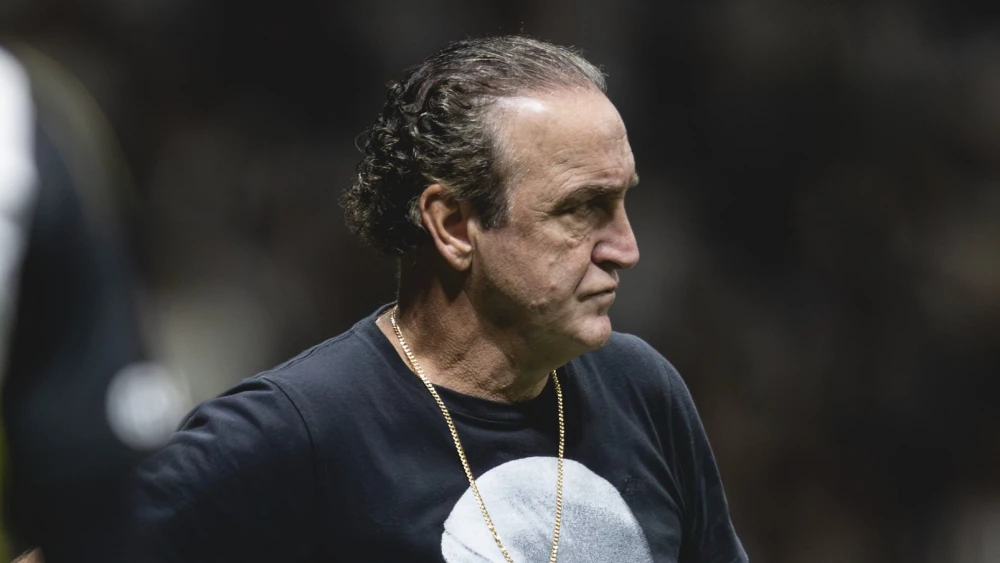 Jardim está pulando de alegria enquanto Cuca chora de tristeza com essa informação