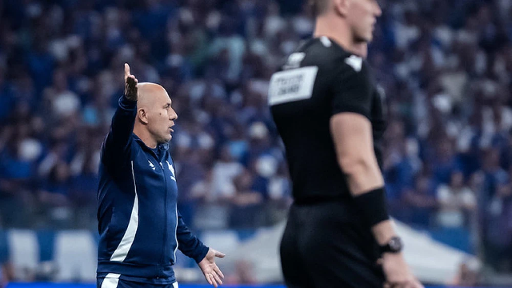Rival do Cruzeiro tomou transfer ban e está impedido de registrar reforço