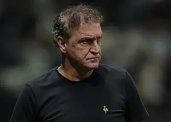 Cuca joga a toalha no Atlético-MG e não tem mais certeza do futuro