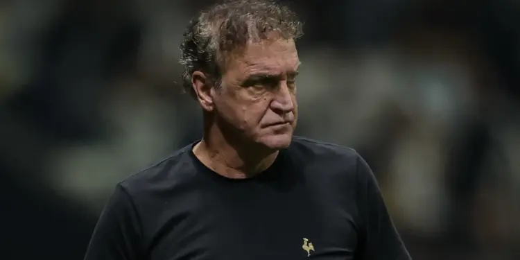 Cuca joga a toalha no Atlético-MG e não tem mais certeza do futuro