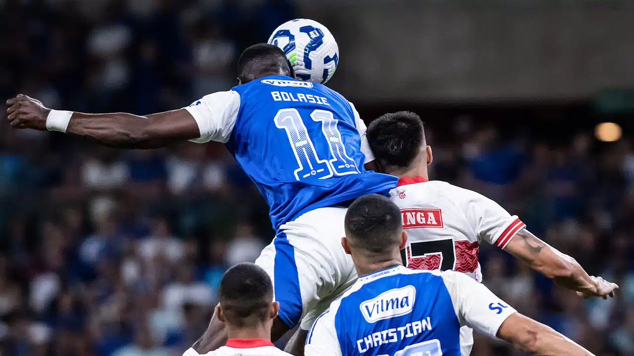 CRB está chorando de tristeza enquanto Cruzeiro pula de alegria com essa informação