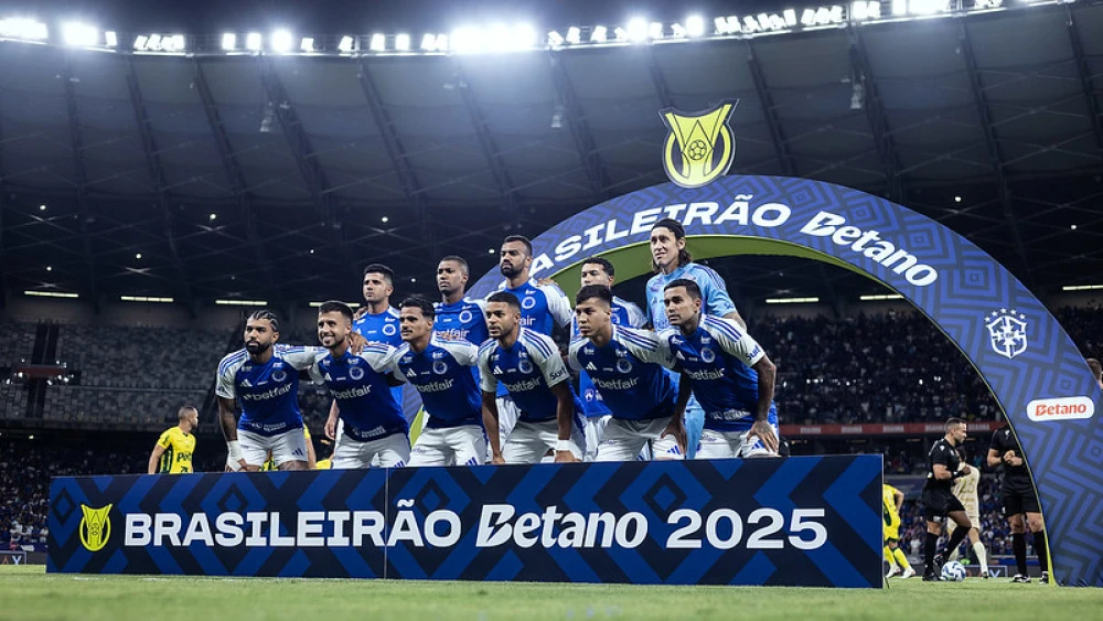Sem jogar no Cruzeiro há algum tempo, zagueiro encerra ciclo no clube