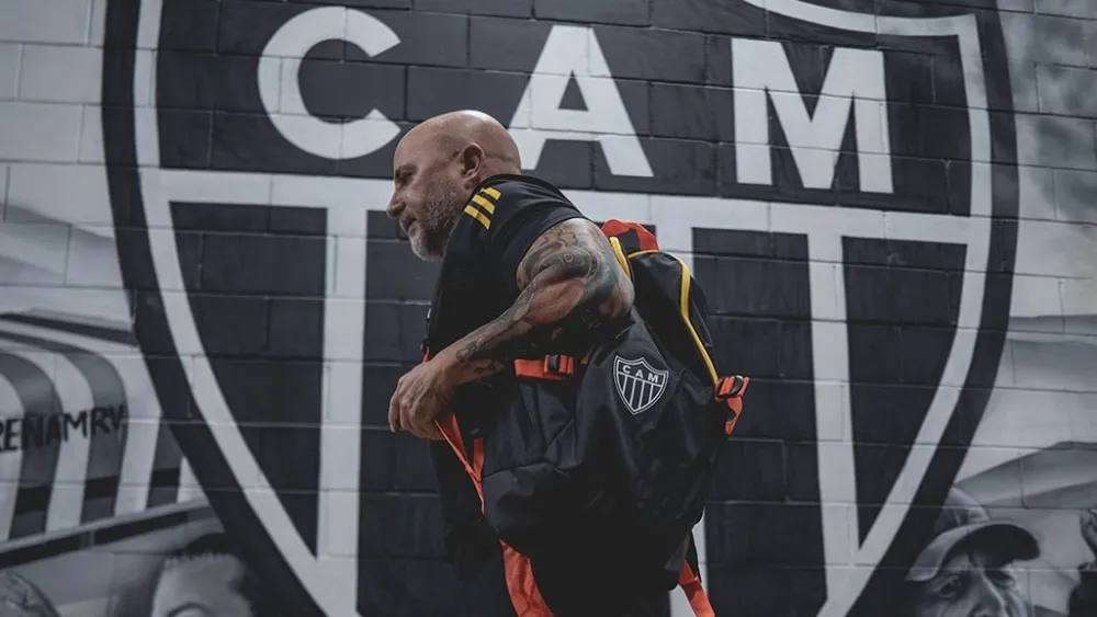 Jorge Sampaoli não acredita no que vê e deve copiar Jardim no Atlético-MG