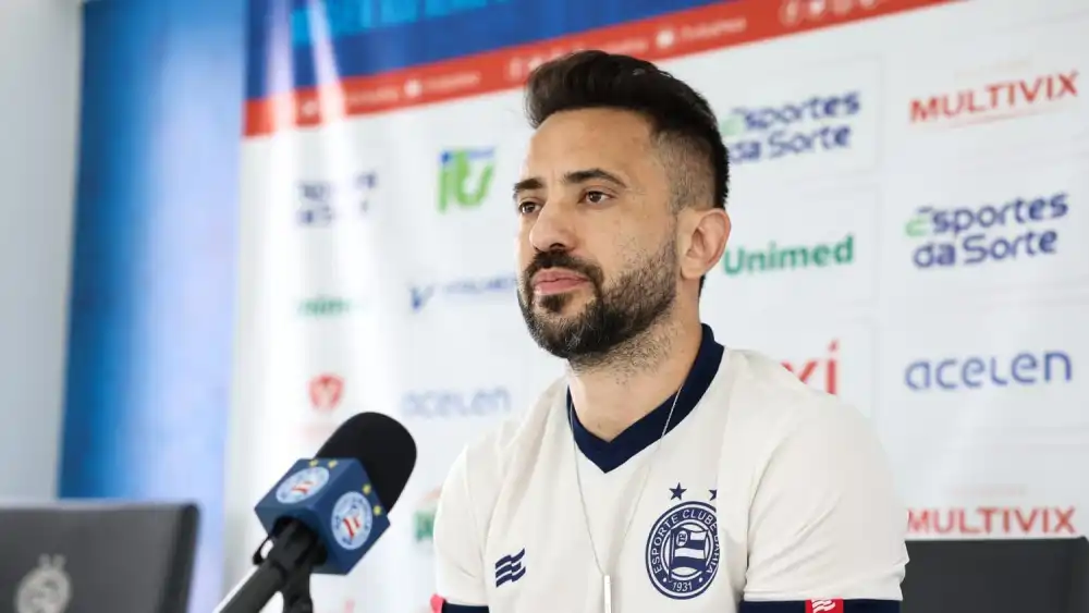 Logo após não voltar ao Cruzeiro, Everton Ribeiro confirma saída mais cedo do Bahia