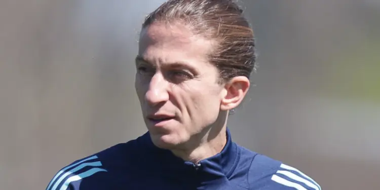 Esse jogador do Flamengo tem ganhado pontos extras com Filipe Luís e deixado Jardim preocupado