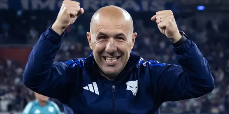 Leonardo Jardim ganha presente que qualquer treinador gostaria de ter no Brasil