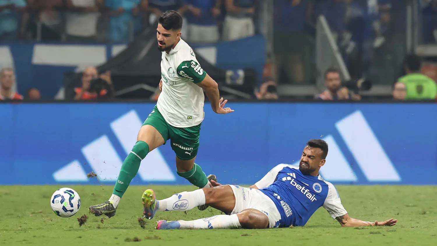 Jogador de volta? Cruzeiro é avisado: Moreno assume as rédeas e deve confirmar retorno