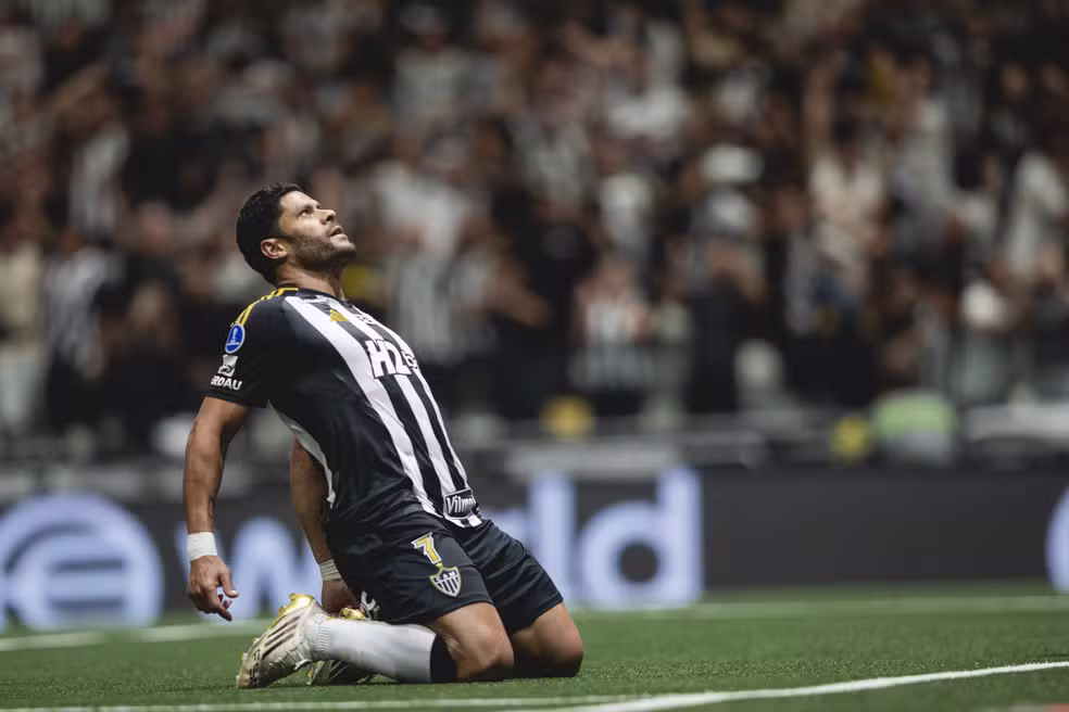 Hulk encerra ciclo no Atlético mesmo com time na final da Sul-Americana