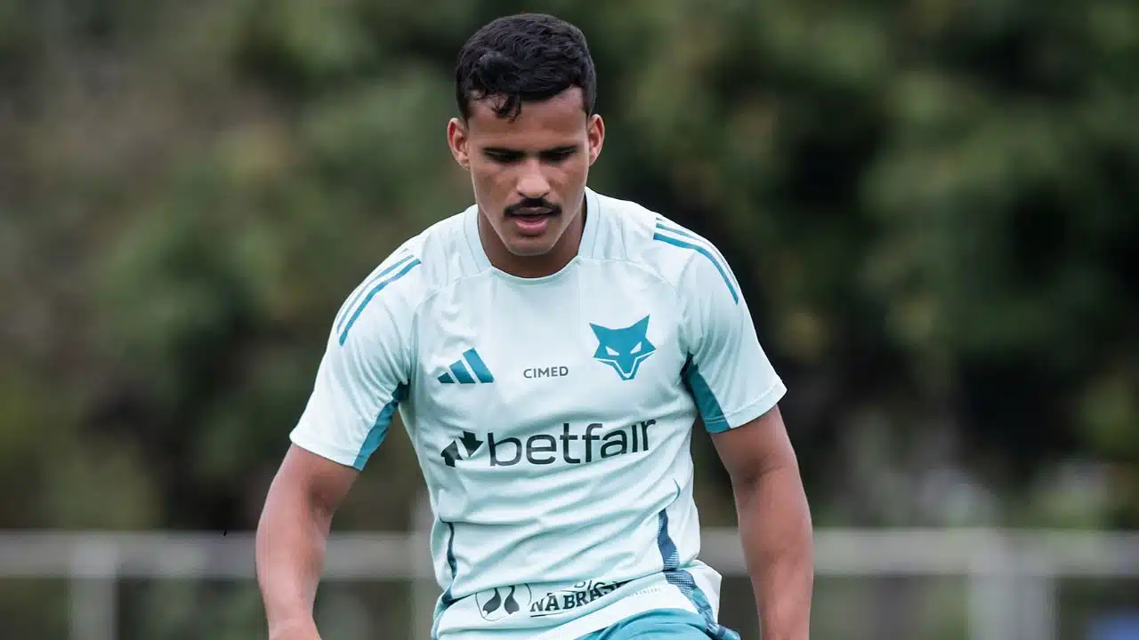 Não bastasse Kaiki, Matheus Pereira também pode deixar o Cruzeiro mais cedo