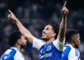 Logo após desfecho da rodada, Cruzeiro assume primeiro lugar no Brasil
