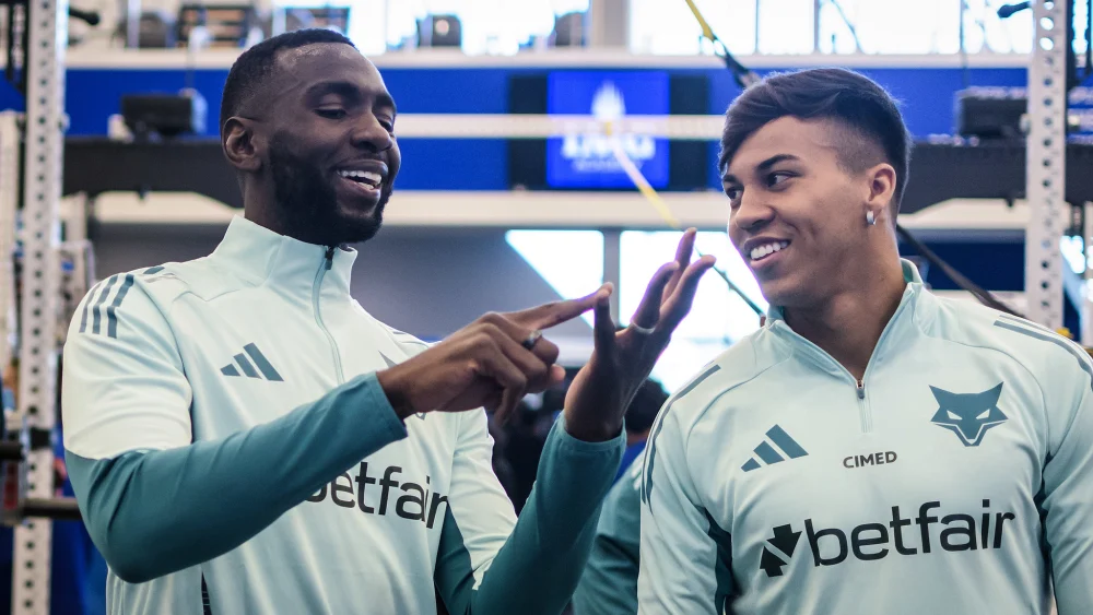 Cruzeiro bate o martelo e decide antecipar fim de contrato com atacante