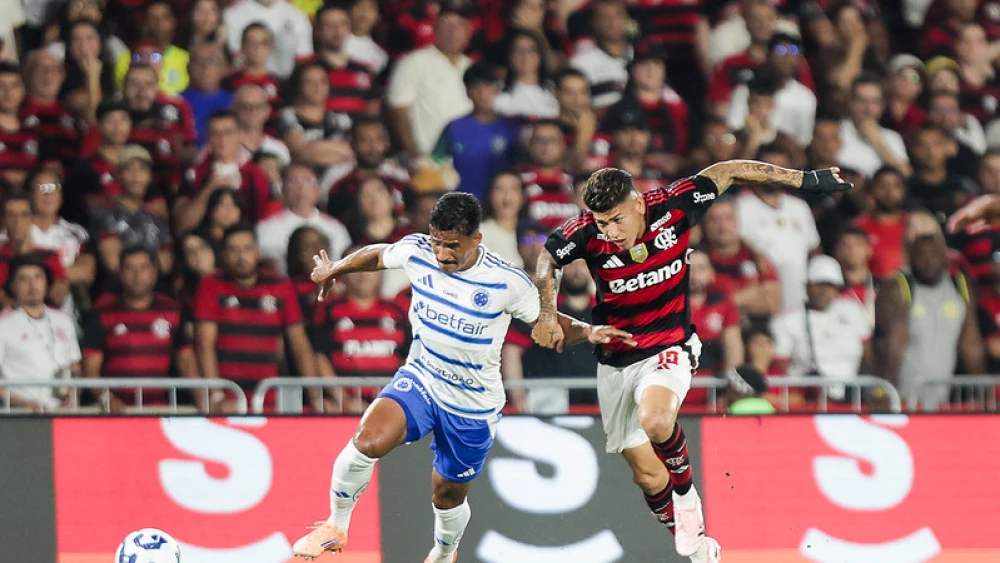Cruzeiro desbanca Flamengo e assume primeiro colocação