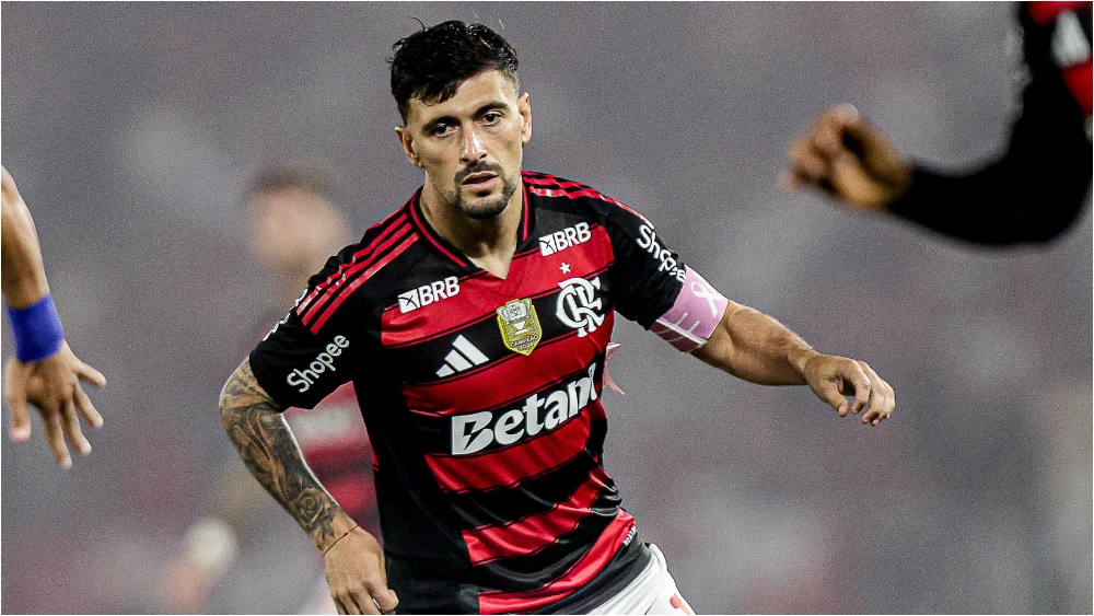 Enquanto Gabigol recebe R$ 2,4 millhões no Cruzeiro, salário de Arrascaeta para renovar com Flamengo vai te surpreender