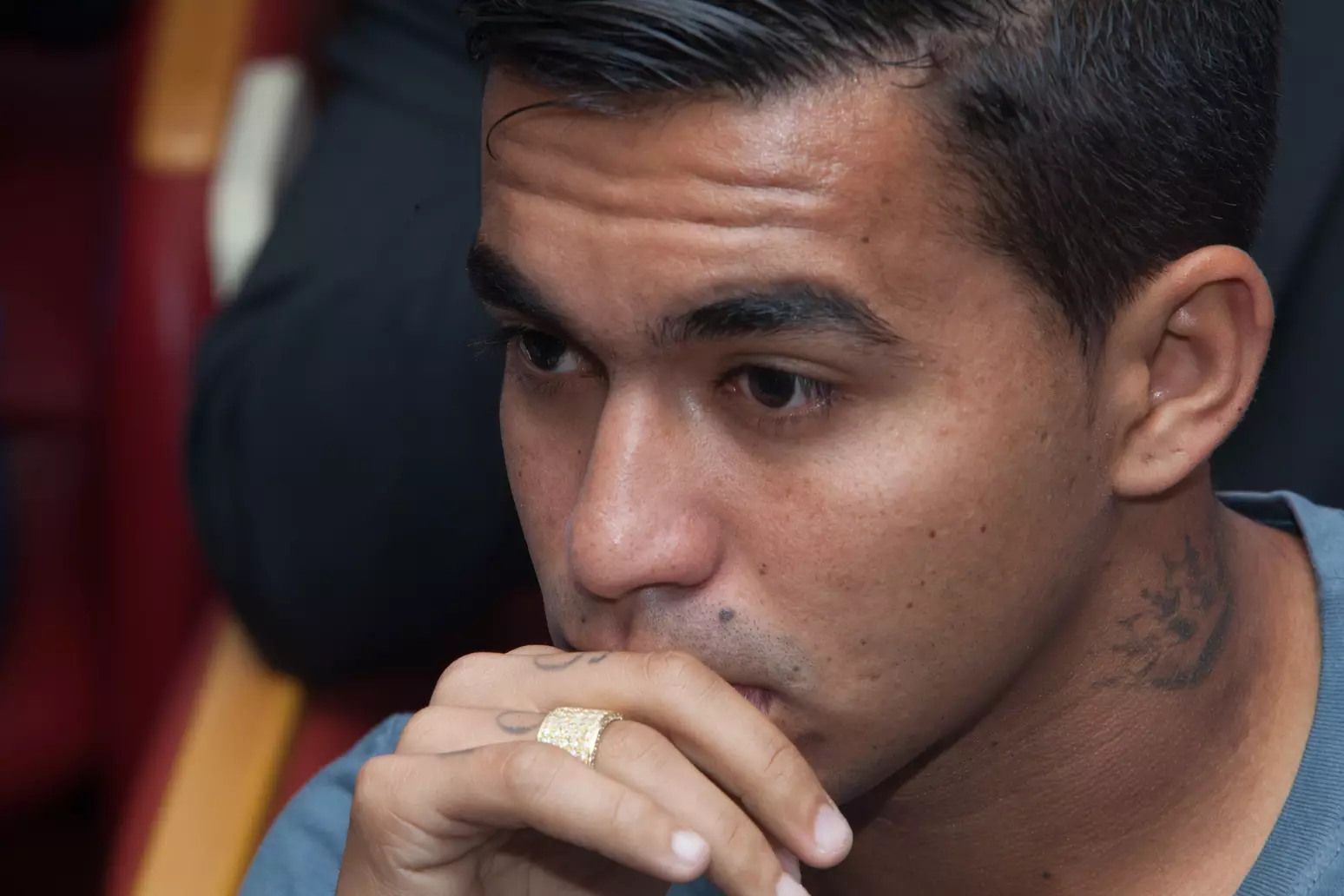 Insatisfeito com a reserva, Dudu fez as malas e foi mandado embora