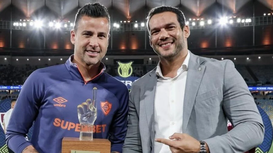 Fábio coloca ponto final e encerra ciclo no Fluminense