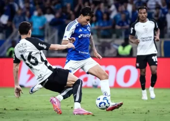 CBF confirma decisão e Cruzeiro refará jogo contra o Corinthians