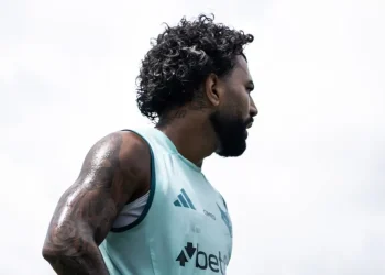 Gabigol recebe notícia sobre novo atacante e tem vida cada vez mais difícil no Cruzeiro