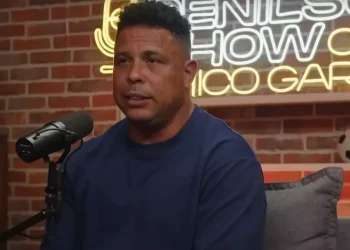 Logo após Corinthians virar SAF, Ronaldo Fenômeno larga na frente para ser o dono