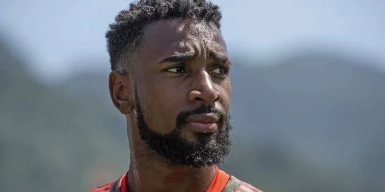Xodó que Ronaldo trouxe pro Cruzeiro confirma que Gerson está no radar celeste