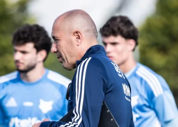 Leonardo Jardim trabalha em silêncio e Cruzeiro pode ter dupla de reforços 100% pra pegar o Corinthians