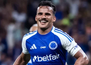 Torcida do Cruzeiro só foi avisada e Kaiki encerra ciclo no clube após jogo contra o Ceará