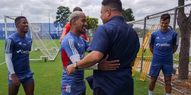 “Herança” de Ronaldo para o Cruzeiro deve confirmar mudança para 2026