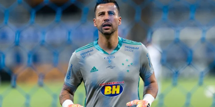 Logo após briga com diretoria do Rio, Fábio voltou ao Cruzeiro