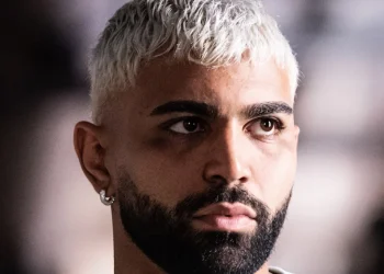 Santos decide contratar Gabigol
