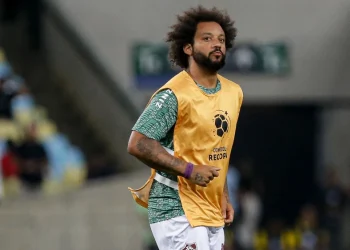 Marcelo volta a comemorar convocação para o Real Madrid