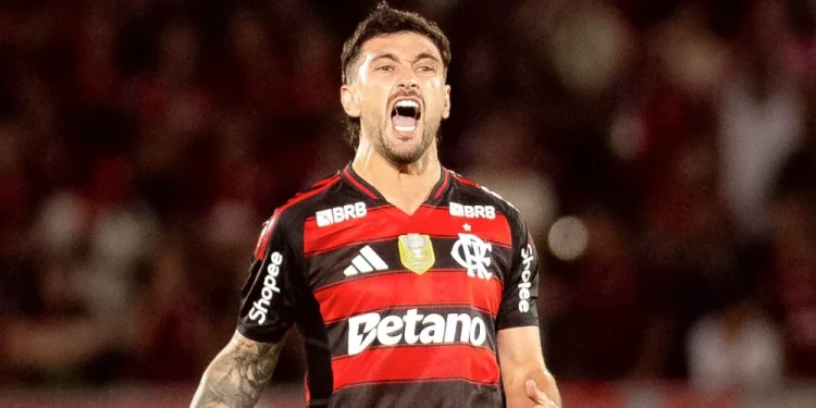 Cruzeiro desbanca Flamengo com contratação de Arrascaeta