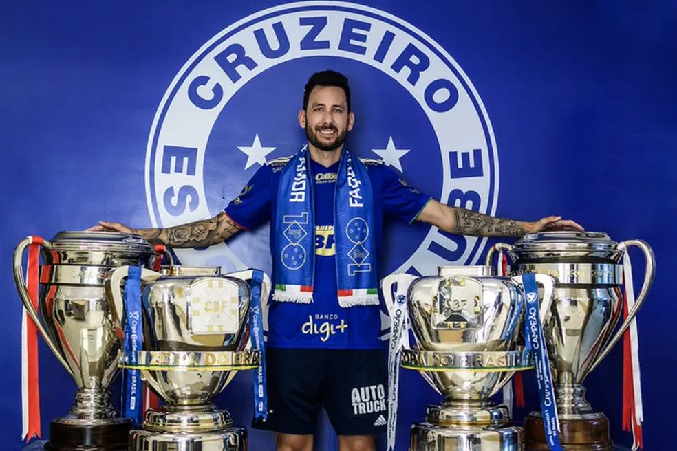 Nova profissão de Ariel Cabral após pendurar as chuteiras é o sonho de muito jogador atualmente